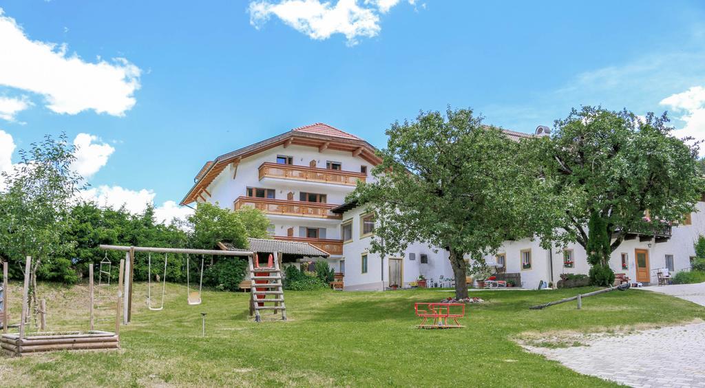 Apartment Pichlerhof San Lorenzo di Sebato Eksteriør billede